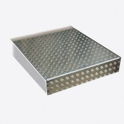 Rampe encastrée transformable COMBIRAMPE - Référence 4700054A - Largeur 80 cm, charge 300 kg, tôle antidérapante