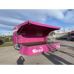 Podium roulant adapté pour tous les petits évènement associatifs et culturels  - URBA MOBIL
