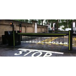 Barrière de sécurité levante automatique, certifiée pas 68, pour les sites à hauts risques d'intrusion - frontier pitts france - terra ultimate