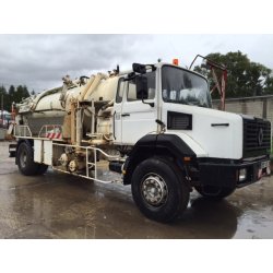 Hydrocureur Renault C290 Museau - HUWER - Cuve 10 000L bennable - Pompes ALPHA 20 et SIL 45P30