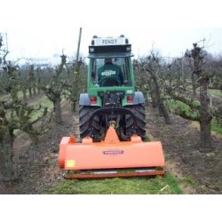 Broyeur à marteaux pour bois de taille BG2/BK2 - robuste et bas pour sarments jusqu'à 8 cm
