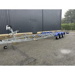 Porte bateau multi-rouleaux GALAXY - GT16 / G2703 - PTAC : 3500Kg - 3 essieux - Sun Way