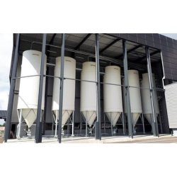 Silo industrie sur pieds droits avec un capteur connecté SiloMetric, capacité jusqu'à 200 m3 - ROUSSEAU