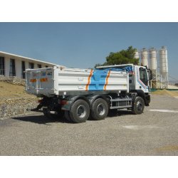 Benne pour poids lourd - Dimensions 3 à 6,60 m - Vérin Compas SEMPERE ou Frontal - Porte arrière standard