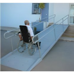 Rampe d'accès pmr 6 m aux normes bx35-075