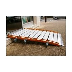 Rampes roll-up - rampes modulaires en aluminium, enroulables avec roulettes et évolutives