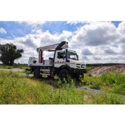 Nacelle elevatrice KLUBB XTENSO 3 Mercedes-Benz Unimog 5023 tout terrain avec batterie Green Pack