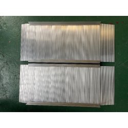 Rampe d'accès en aluminium 400 kg - 1200 x 760 mm - largeur utilse 730 mm - Pliante MW Tools ARP20120