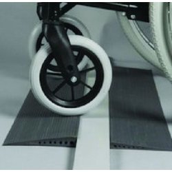 Rampe en caoutchouc adhésive - Hauteur 48 mm, Profondeur 250 mm, Largeur 900 mm - Référence AXS023