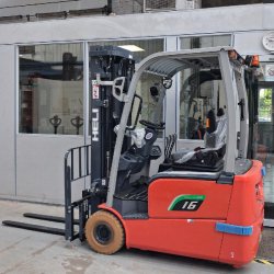 Chariot élévateur HELI lithium 1.6T triplex 4.8m - Neuf