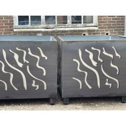 Jardinière géante en acier Corten 1200 x 1200 mm, épaisseur 3 mm - MTCP, création sur mesure pour un futur gîte