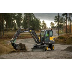 Mini pelle sur pneus EW60E - Puissance moteur 47 kW - Poids 5150-6070 kg - Capacité godet 0.07-0.27 m³