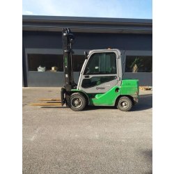 Chariot élévateur diesel CESAB M330D 2470 - disponible en occasion et en location de courte à longue durée