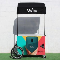 Chariot ambulant pour campagnes publicitaires - structure en acier - auvent amovible et étiquetage inclus
