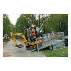 Remorque porte-engins - châssis autoportant solide - profil Omega - plancher antidérapant
