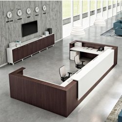 Banque d'accueil Quadrifoglio Z2 - grande surface de travail et coordination avec armoires mi-hauteur