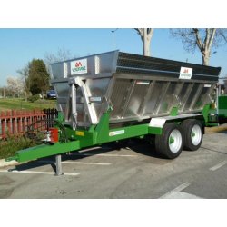 Remorque agricole avec cuve inox Vendrame - charge 14 000 kg - transport raisins et produits agricoles