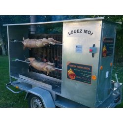 Tournebroche sur remorque - idéal pour méchoui au feu de bois - disponible en location pour événements