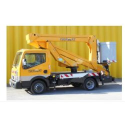Camion nacelle articulée, hauteur de travail 20 m utilisé pour la  pose d'enseignes, élagage, pose de décorations de noël et autres - disponible en location