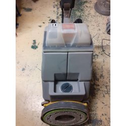 Autolaveuse à câble Numatic TT345T - entièrement révisée pour sols carrelés, peints ou béton lisse
