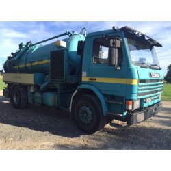 Hydrocureur scania 113h320