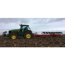 Charrues agricoles à grand dégagement Clever 180 B - robustesse, longévité et sécurité jusqu'à 9 corps
