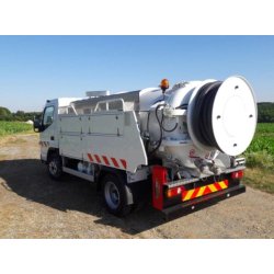 Combine 7,5 t - hydrocureur  - huwer - poids total en charge : 7500 kg