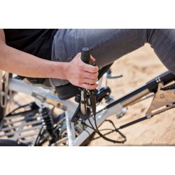 Vélo handicap tricycle couché Easy Sport avec siège ergonomique réglable