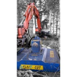 Gyrobroyeur pour mini pelle 3,5 tonne à 8 tonnes