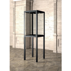 Vitrine muséographique sur pieds MU/60FVA - verre trempé, éclairage LED et serrure sécurisée