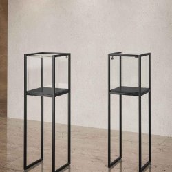 Vitrine T-Métal table 45x45xH150cm 1 bande LED - noir