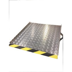 Rampe aluminium striée 40 x 90 cm - RampnGO - Charge 300kg - Hauteur jusqu'à 8cm
