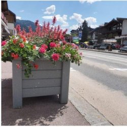 Jardinière carrée 60 cm - 100% recyclée - robuste et imputrescible
