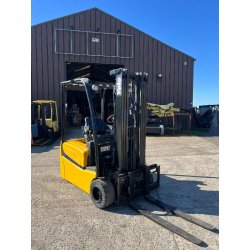 Chariot Frontal Electrique YALE ERP18VT
