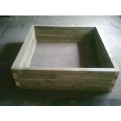 Bac en bois carré 432 litres - dimensions sur mesure - bois de forêt Auvergnate