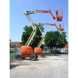 Nacelle automotrice diesel JLG 450 AJ - Hauteur de travail 15,50 m - Déport 7,90 m - Moteur Deutz 35 kW