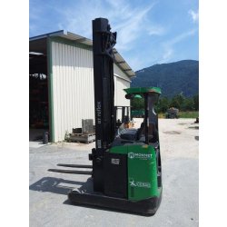 Chariot à mât rétractable BT RRE160 1568 - disponible en occasion et en location de courte à longue durée