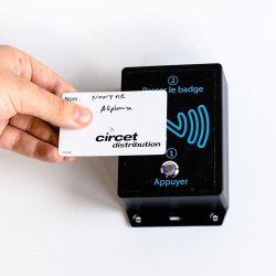 Pointeuse Sigfox pour PME - Digital Nomade - 1 bouton, sans fil, sans recharge - Purple L
