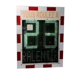 Radar de vitesse pédagogique Speed+ - affichage temps réel +/-1 km/h - alimentation solaire ou sur éclairage public