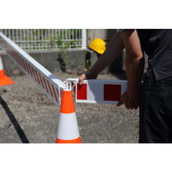 Barrières téléscopiques 1 mètre à 1.80 mètre type K2 - BRRTLSJNNR-NV01/K2