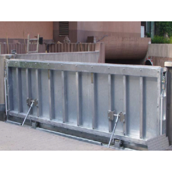 Dispositif anti-inondation passif assisté - Système Flolift-H avec vérin pneumatique et protection jusqu’à 1,5 m
