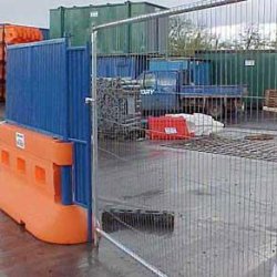 Kit de conversion compatible avec portails, portillons d'accès et clôtures de chantier - Rhino