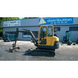 Mini-pelle Volvo EC 25 - moteur Mitsubishi - bras long - 2 godets terrassement et 1 godet curage