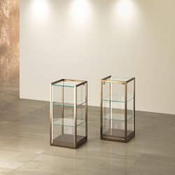 Vitrine comptoir noire STM45C-N - L 45 x P 45 x H 95 cm - Verre trempé, structure métallique et étagères réglables