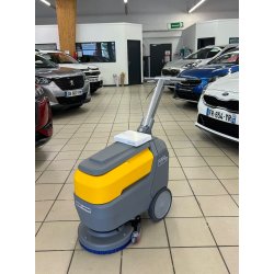 Autolaveuse ROYAL 15 lithium - haut de gamme, idéale pour 100 à 800m² avec batteries lithium et réservoir 15-17L