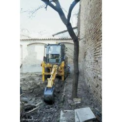 Tractopelle VF 1.33 B Venieri - 20 Km/H, 52 CV, profondeur d'excavation 2.75 à 3.25 m