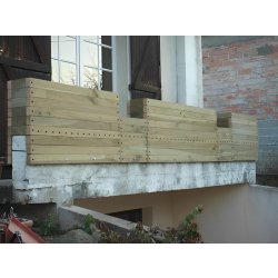 Jardinière garde-corps sur mesure