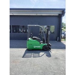 Chariot élévateur électrique Fiat EU315 532 - disponible en occasion et en location de courte à longue durée