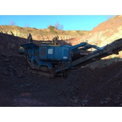 Concasseur à mâchoires Powerscreen XA400 - Année 2008 - Overband, télécommande filaire et convoyeur latéral