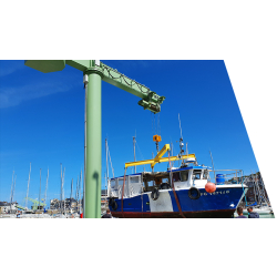 Potence de levage pour bateaux - Treuil électrique triphasé 380V - Rotation 270° - Finition marine